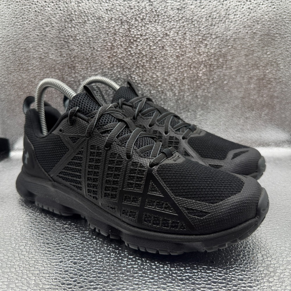 Size 7.5 Under Armour Micro G Strikefast Black Womens Running Shoes 3024954-001